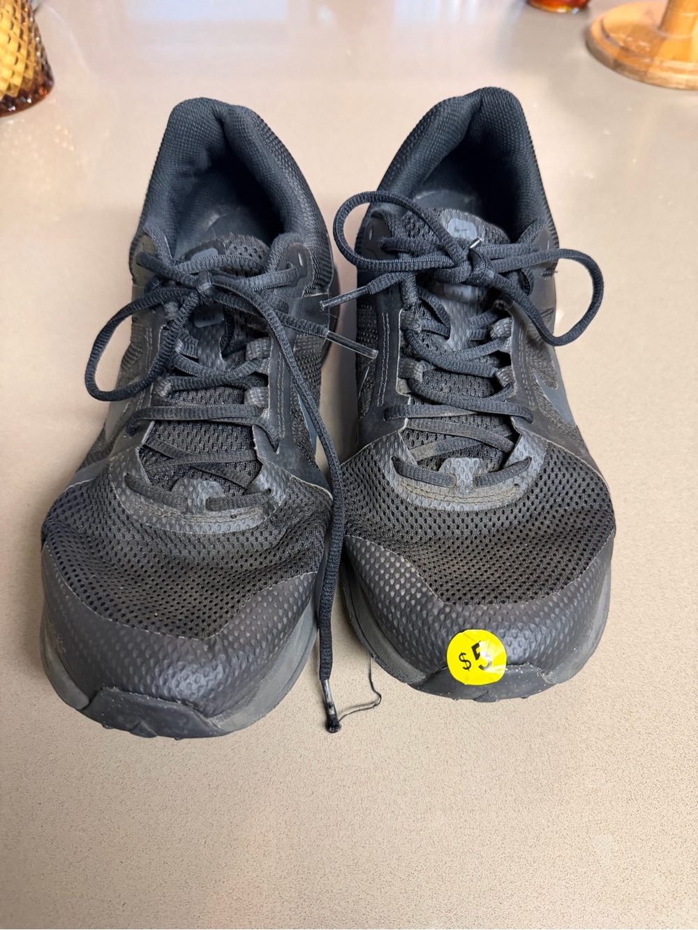 Nike Men's Black Athletic Running Shoes